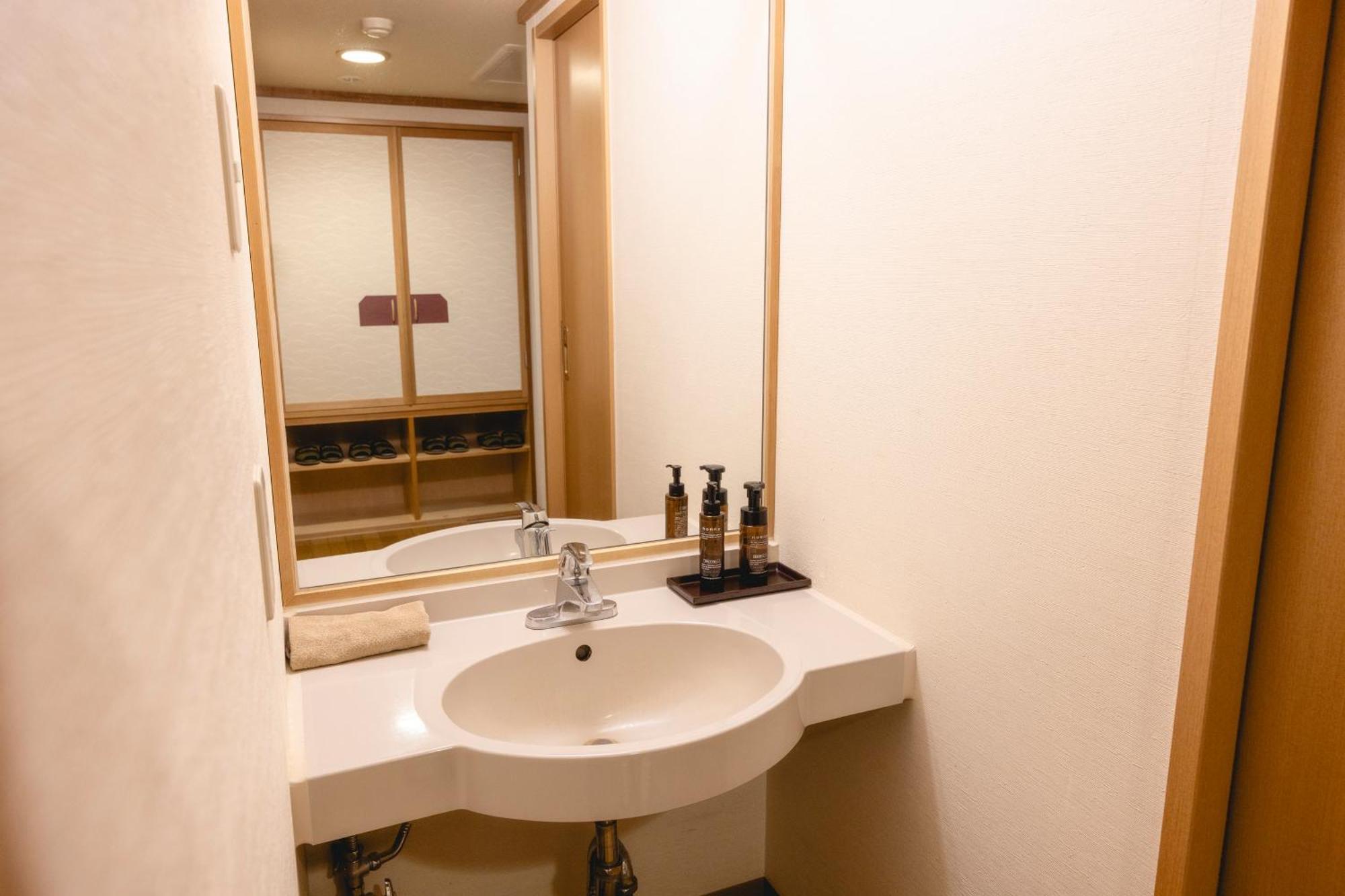 Shikishimaso Hotel Higashikawa Exterior foto